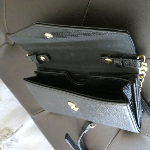 Stella and Max Black Leather Crossbody Purse - Picture 5 of 8